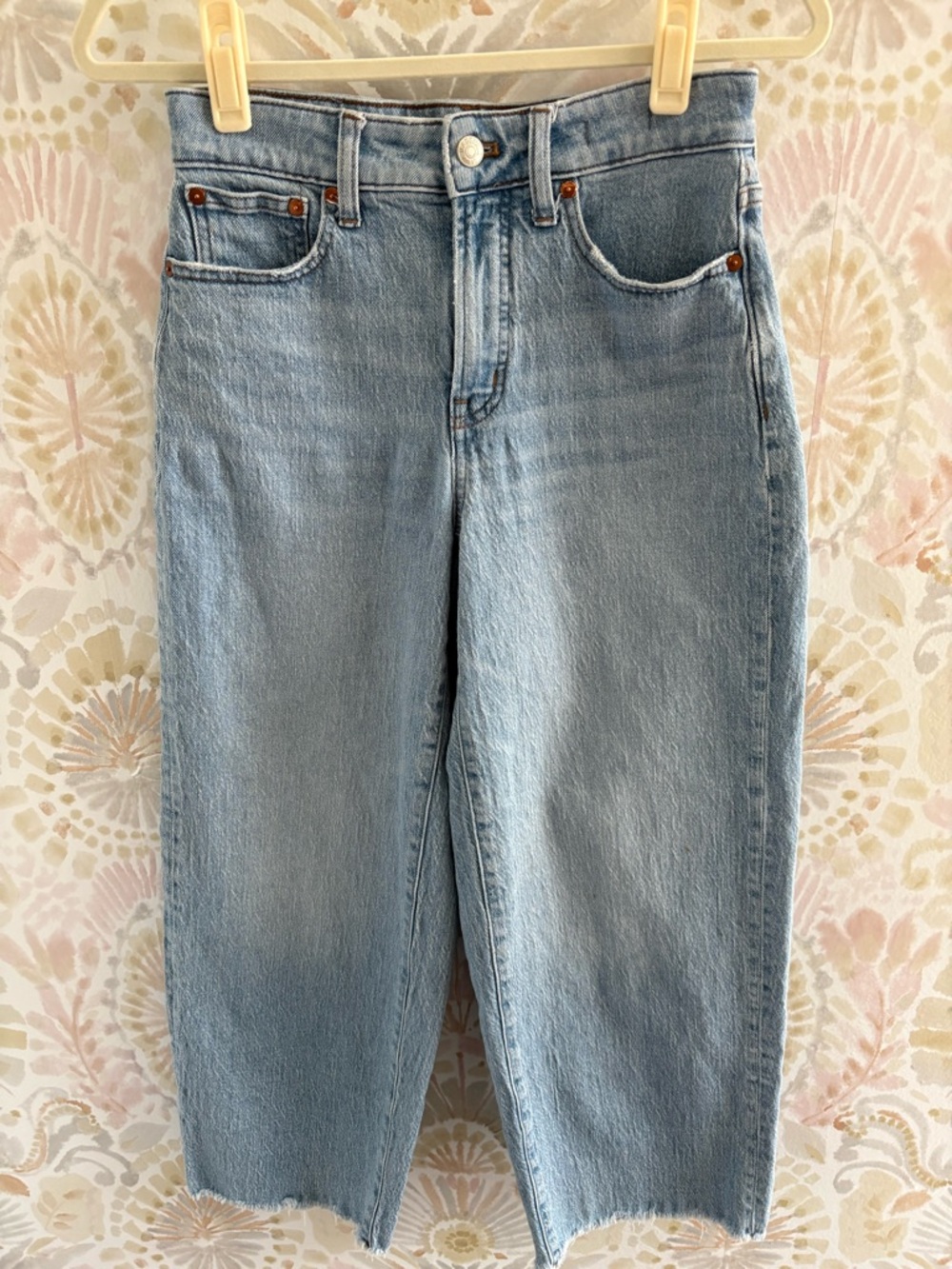 Madewell The Curvy Perfect Vintage Wide-Leg Crop Jean | Size 26 - Picture 6 of 10